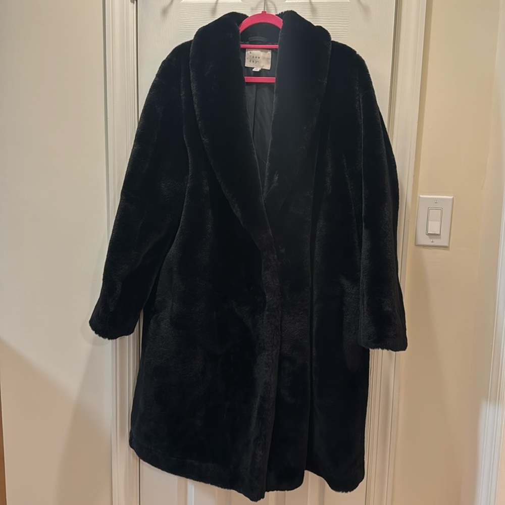 a new day Size XL Black Fur Coat